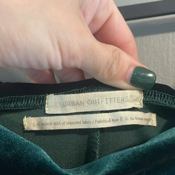 Urban Outfitters Off the Shoulder Bodycon Mini Dress in Green Velvet Size L - Picture 5 of 10